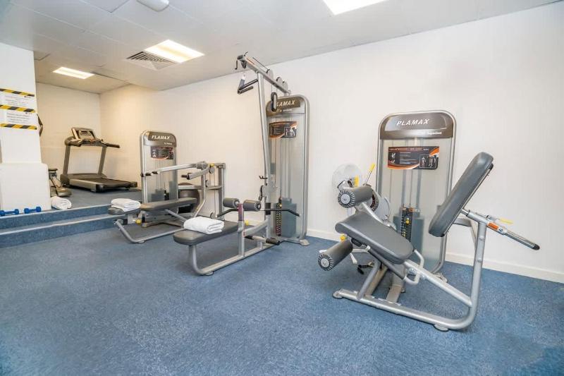 Central Coventry Budget Studio w Gym & Games Room - image 18