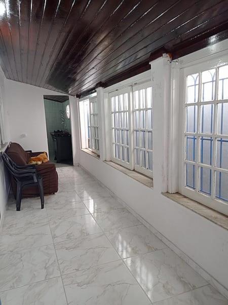 SUA CASA ECONÔMICA NO CENTRO de CABO FRIO - image 10