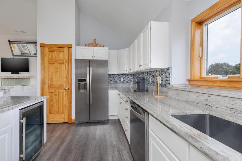 1557 - Westover Sunset - image 14