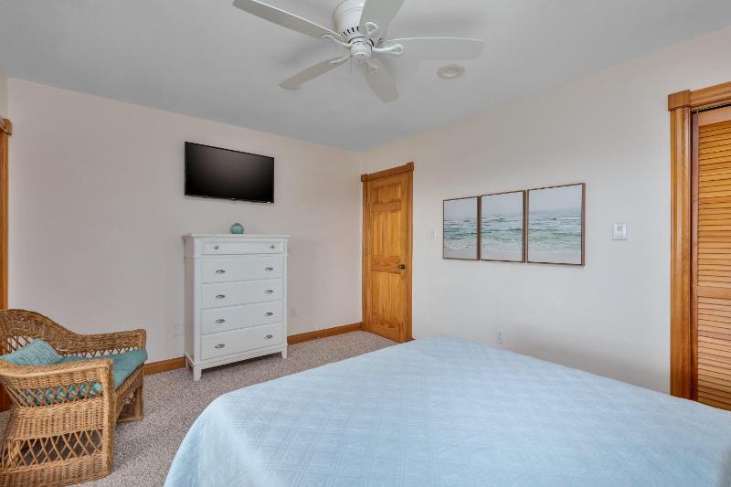 1557 - Westover Sunset - image 22