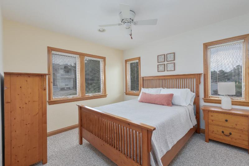1557 - Westover Sunset - image 9