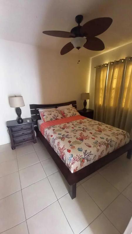 Cozy Suite Wifi Ac in Bedroom & 1 Minute Walk to West Coast Beach! - image 16