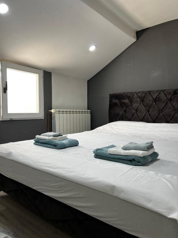 CENTRAL Apartment - image 5