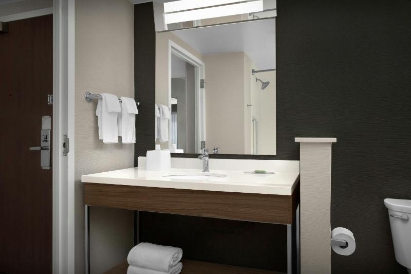 Courtyard by Marriott Carolina Beach Oceanfront - image 29