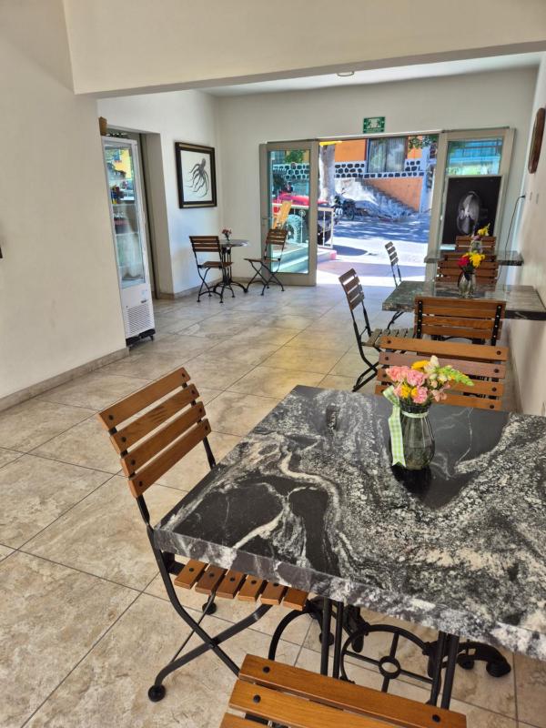 Hotel Lorimar - image 29