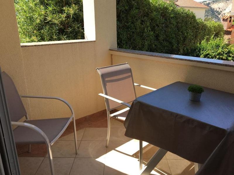 Apartments by the sea Lopar Rab - 25689 - image 15