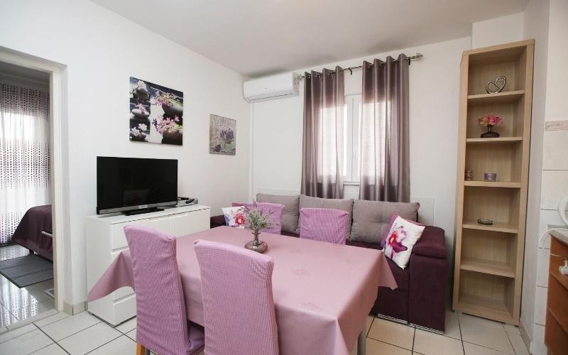 Apartments by the sea Zablace Sibenik - 25841 - image 30