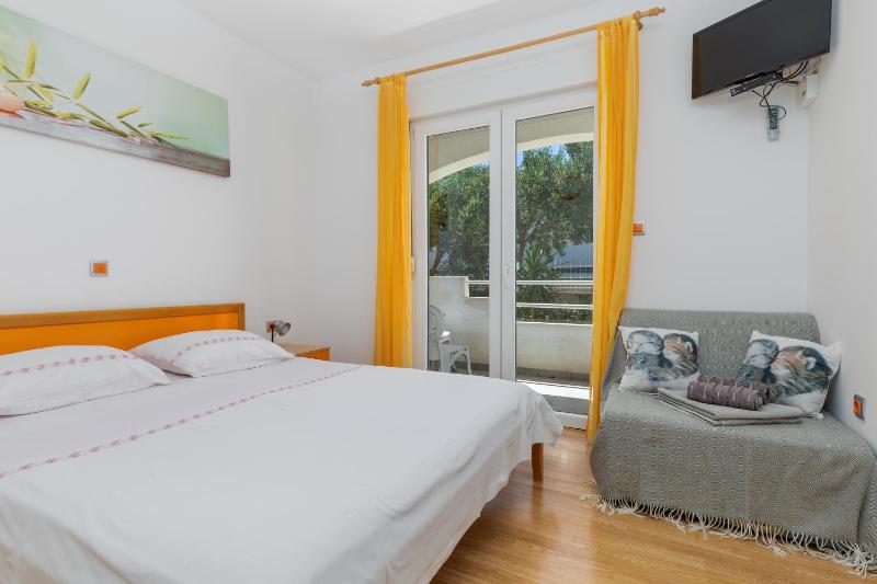 Family friendly house with a swimming pool Stanici Omis - 26978 - image 29