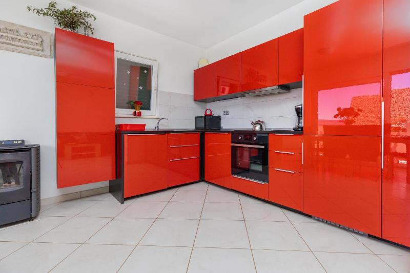Family friendly house with a swimming pool Stanici Omis - 26978 - image 10