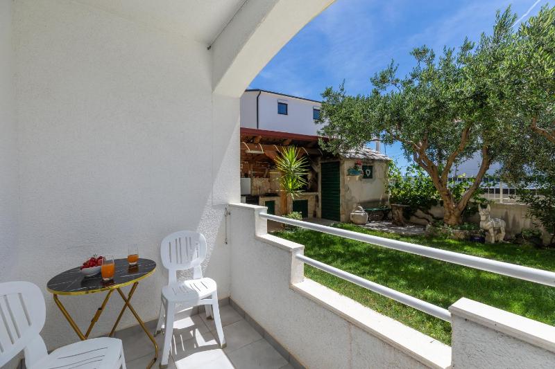 Family friendly house with a swimming pool Stanici Omis - 26978 - image 26