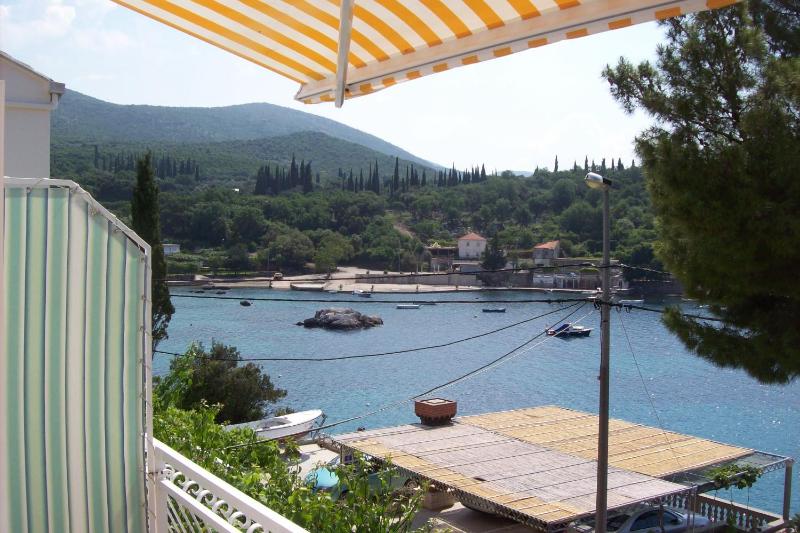 Captain's villa - image 30
