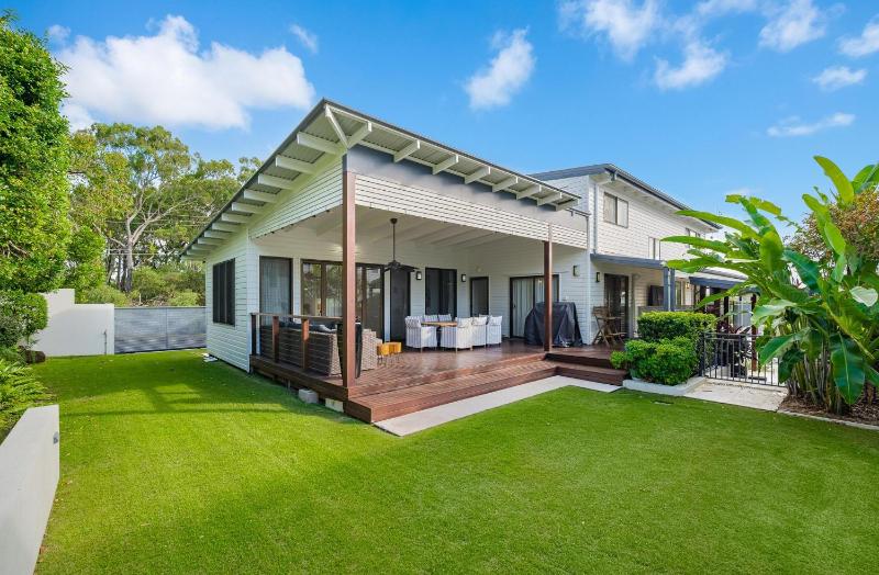 15 Derby Road Moffat Beach - image 11