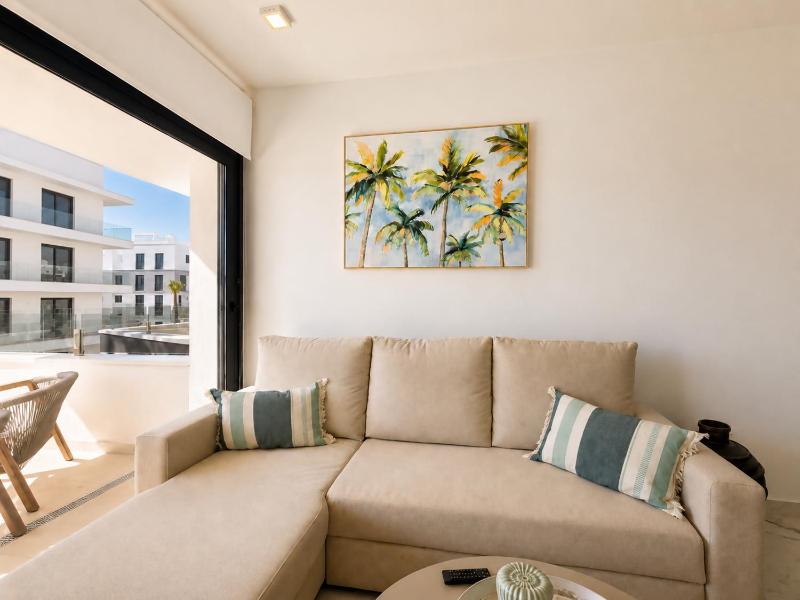 Amanecer: Pool & Terrace - image 16