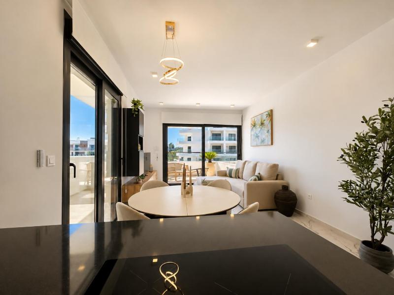 Amanecer: Pool & Terrace - image 9