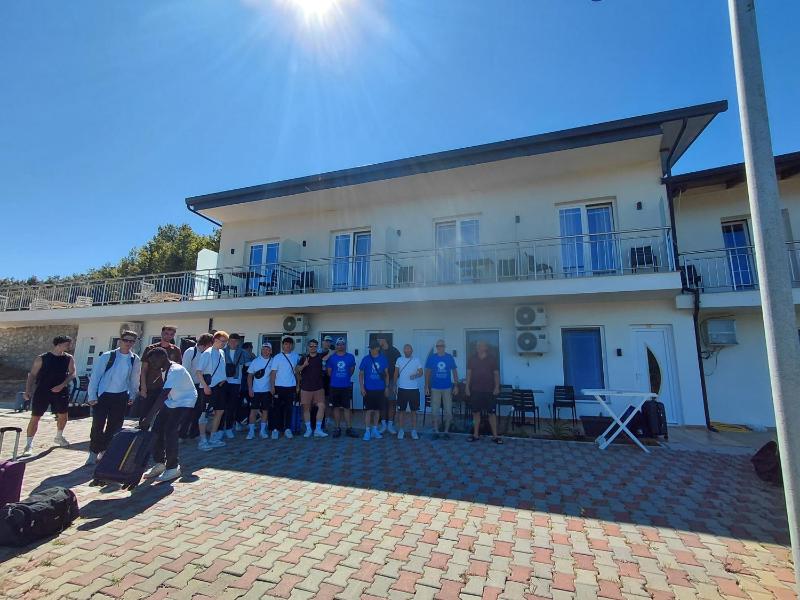 Gjiri Lalzit Sol Apartments - image 1