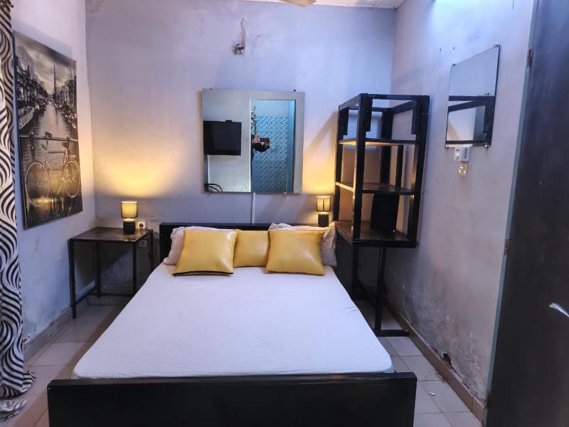 Résidence Privée 1 Chambre et Salon à la Zone du Bois - image 5