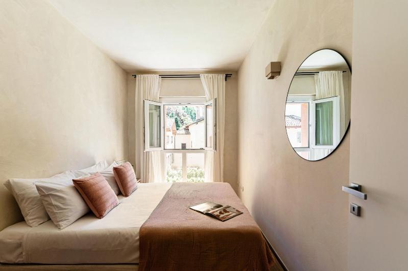 Villa Maderni Retreat - by MyHomeInComo - image 16