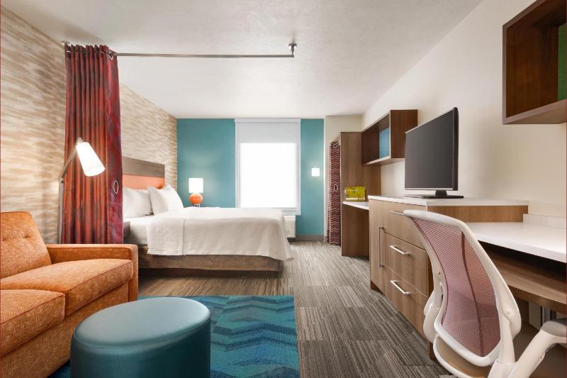 Home2 Suites by Hilton Jacksonville Mayo Clinic Area Beaches - image 1