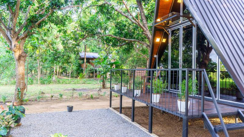 Open Vista Cabana - image 14