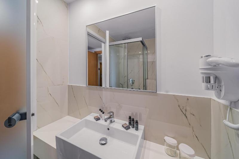 Glaros Beach Hotel - image 24
