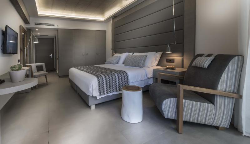 Glaros Beach Hotel - image 31