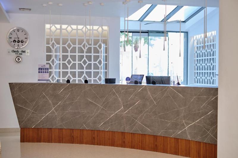 Glaros Beach Hotel - image 8