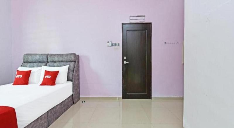 OYO Home 90584 Dz Homestay Bukit Setongkol - image 43