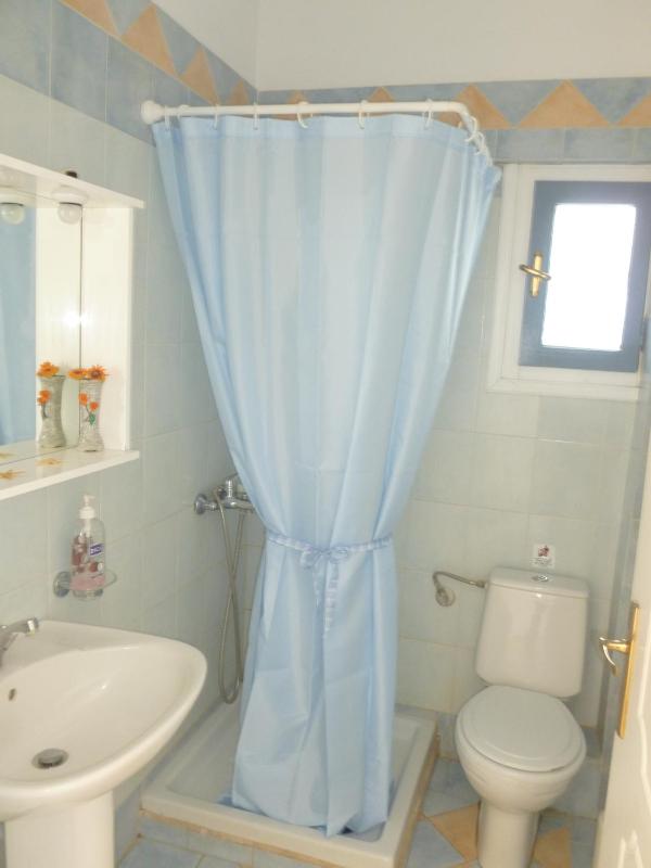Studio with Sea View (3 Adults) image 4