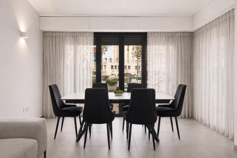 Miklat Private Patio Near Old City By Feelhome - image 7