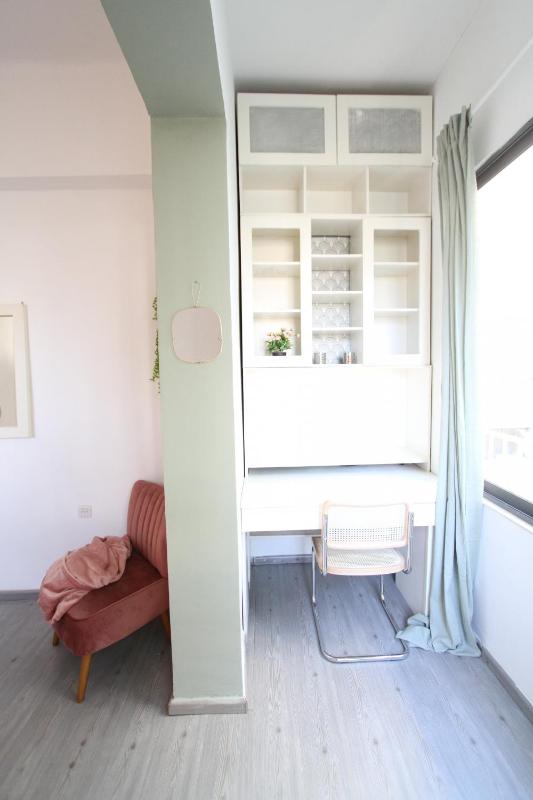Design & Balcony In City Center By Feelhome - image 10