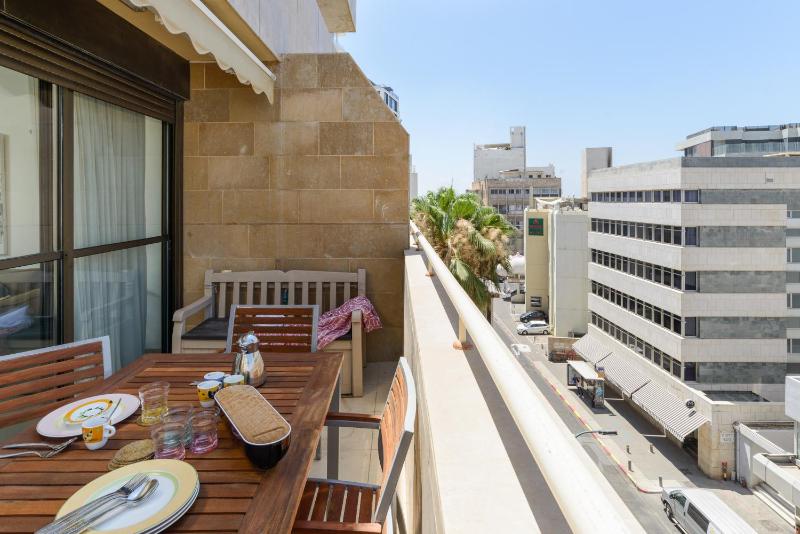 Mamad Steps From Beach Balcony Parking By Feelhome - image 7