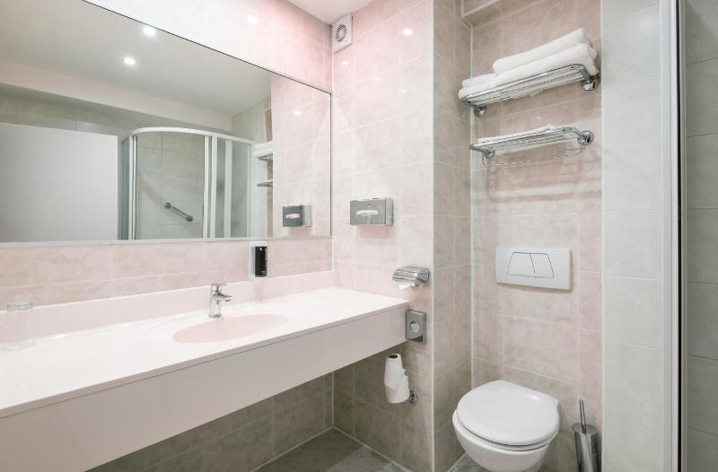 Hotel Troja - image 7