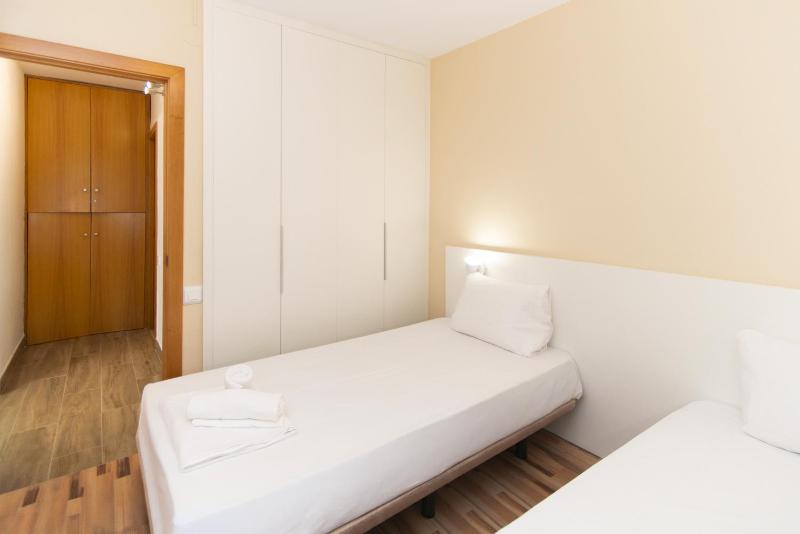 WELCS APARTAMENTO 460 PDA con piscina comunitaria - image 8