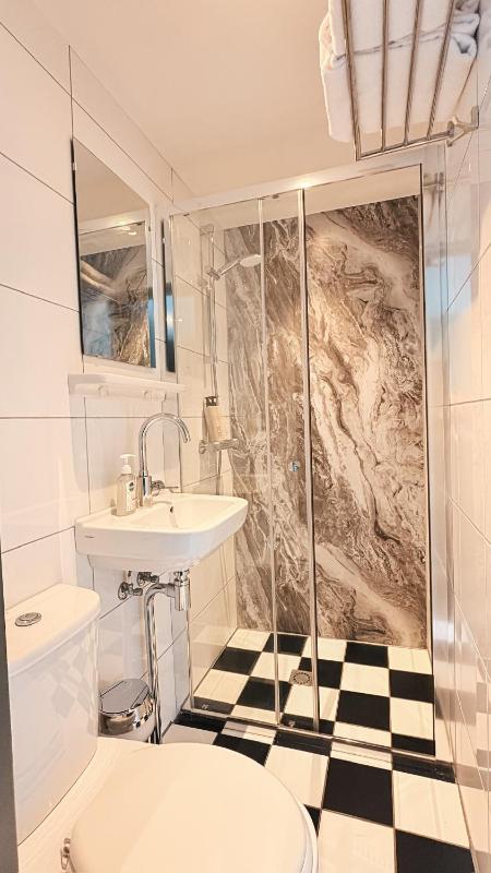 Hotel Damsquare - image 13