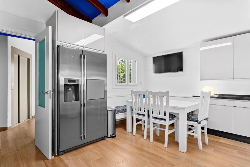 27 - Villa 2 etages avec ascensseur a Nueva Andalucia Marbella - image 9