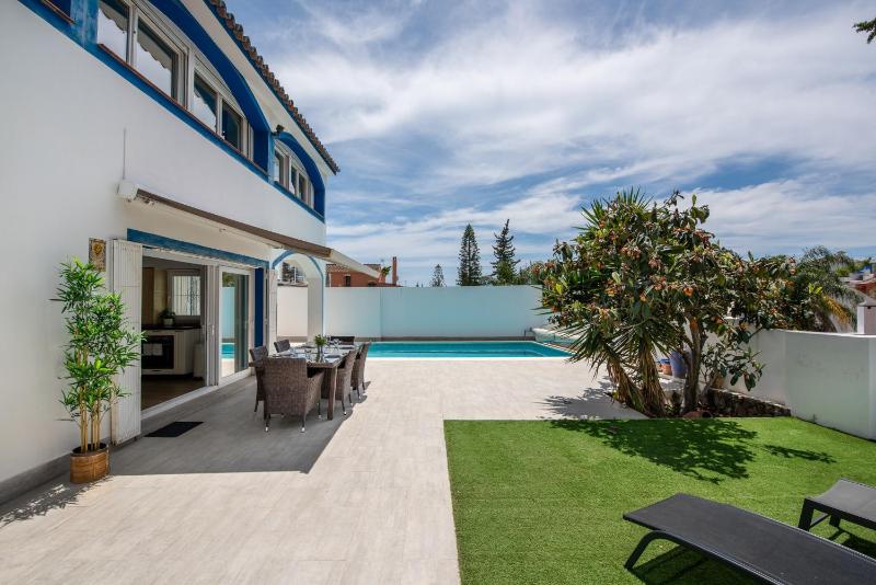 27 - Villa 2 etages avec ascensseur a Nueva Andalucia Marbella - image 23