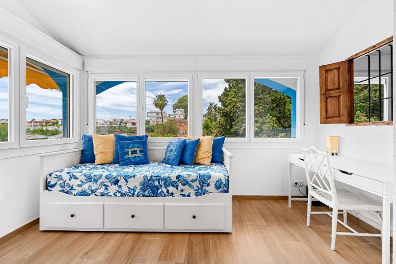 27 - Villa 2 etages avec ascensseur a Nueva Andalucia Marbella - image 14