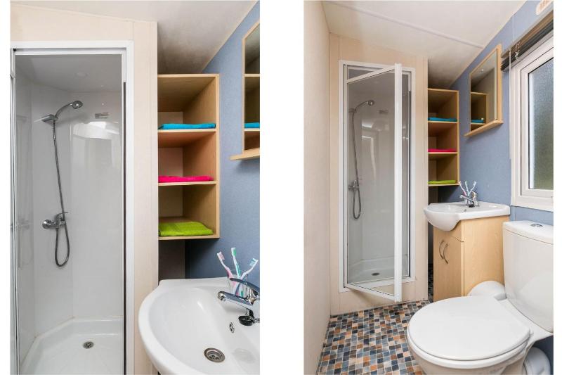 Two-Bedroom Chalet image 3