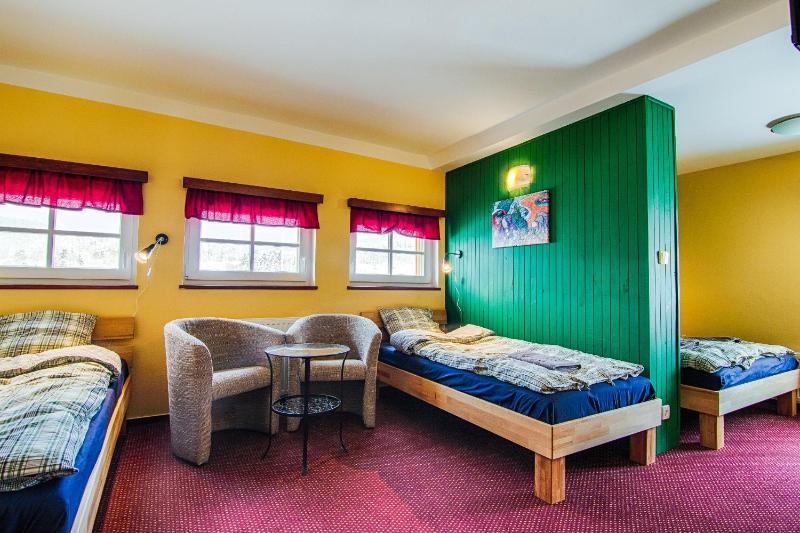 Quadruple Room with Mountain View image 1