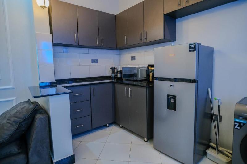 CozyLiving 1-Bedroom Apartment - image 2