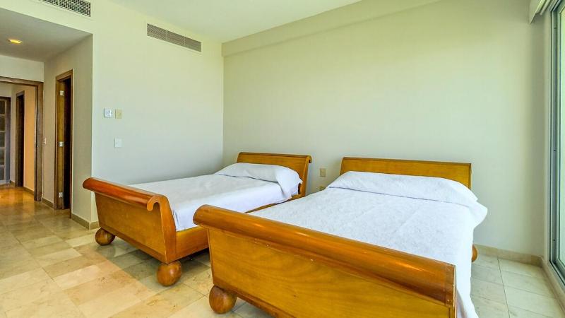 Oceanfront luxury Apartment in Acapulco Diamante - image 10
