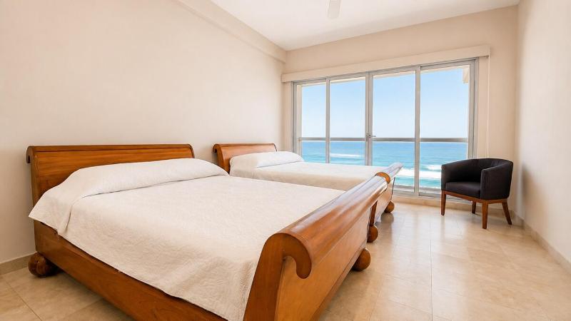 Oceanfront luxury Apartment in Acapulco Diamante - image 31