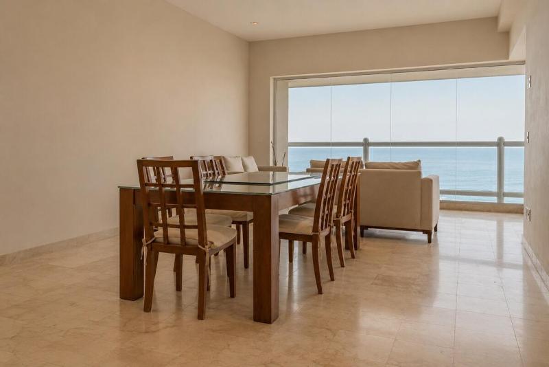 Oceanfront luxury Apartment in Acapulco Diamante - image 14