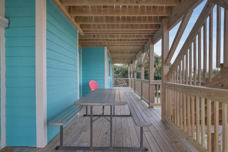 1484 - Beachin' It - image 17