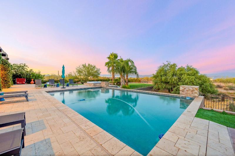 Private Desert Villa with Pool and Putting Green - image 7