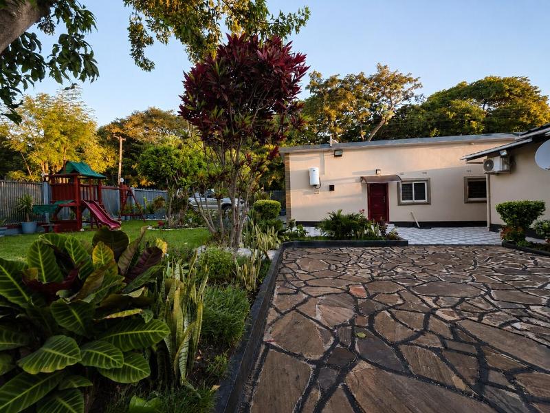 Chuchi Haven Spacious 2 Bedroom Apartment - image 3