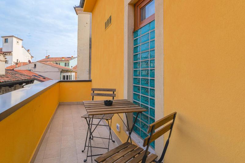 Juliet’s Paradise - Rooftop Terrace - image 14