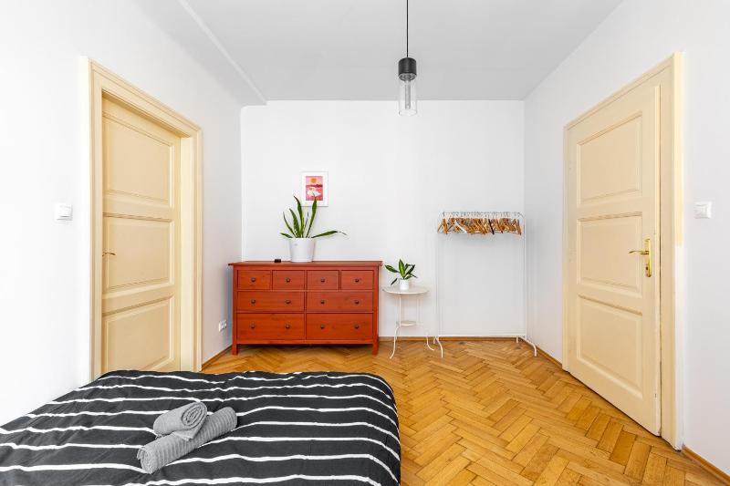 Prime Location Residence Private Parking - image 11