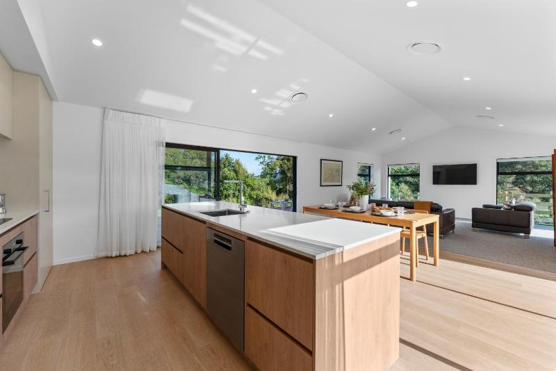 Kinloch Retreat - image 3