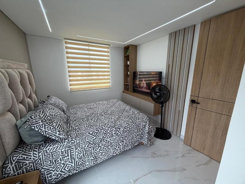 Moderno y Exclusivo Apto cerca a Jardín Plaza - image 30